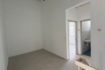 Pusat Bandar Putra Permai