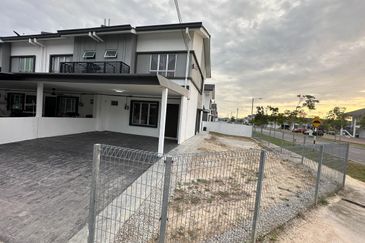 Persiaran Puncak Alam 6 