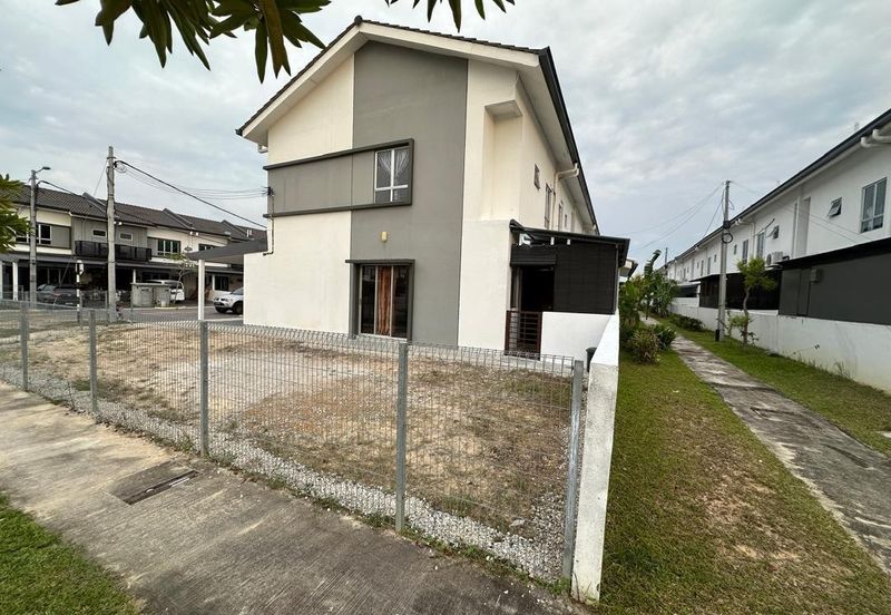 Persiaran Puncak Alam 6 