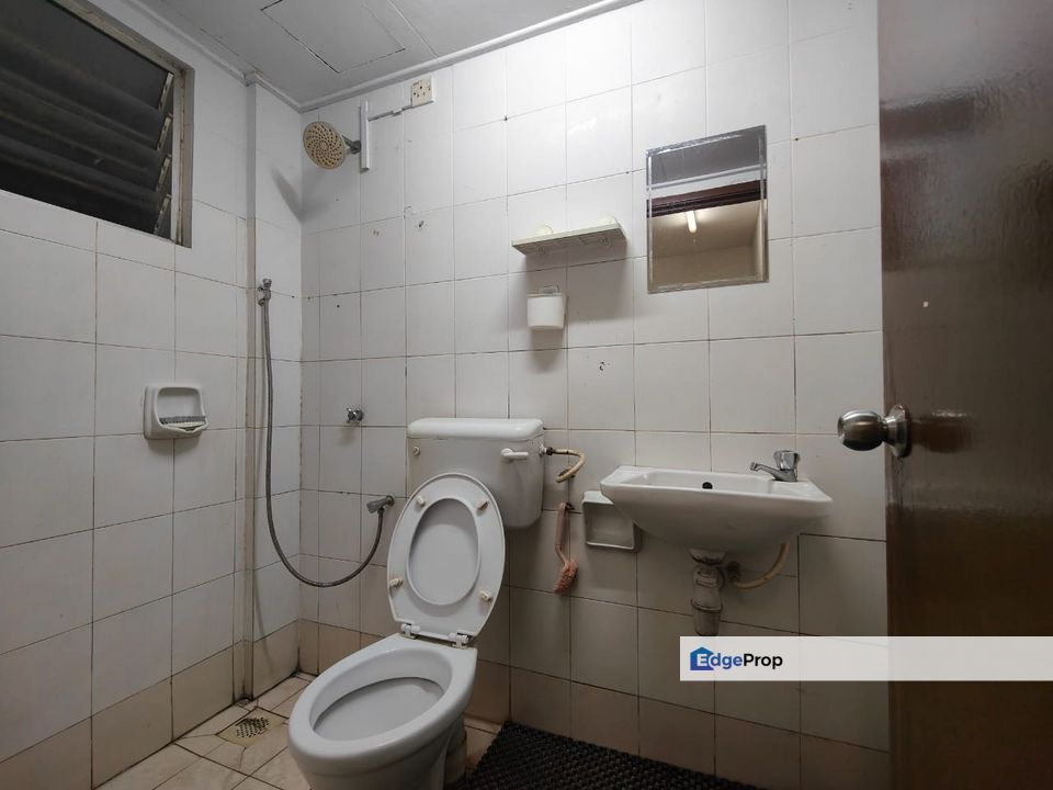 For rent pangsapuri randa kota kemuning partially furnihsed, Selangor, Kota Kemuning