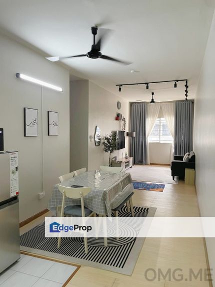 For rent pangsapuri kemuning idaman shah alam renovated partially furnished biggest size, Selangor, Shah Alam