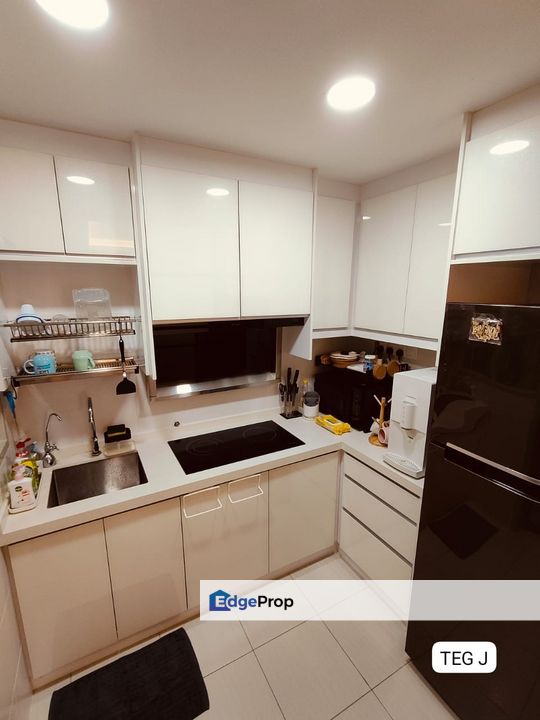 For sale de kiara shah alam aparment fully renovated fully furnished, Selangor, Shah Alam