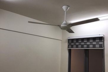 Gravit8 @ Klang South