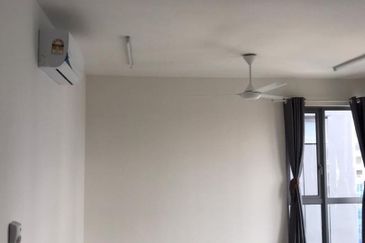 Gravit8 @ Klang South