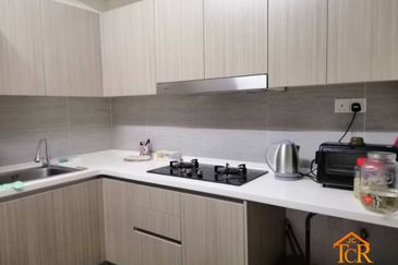 Gravit8 @ Klang South