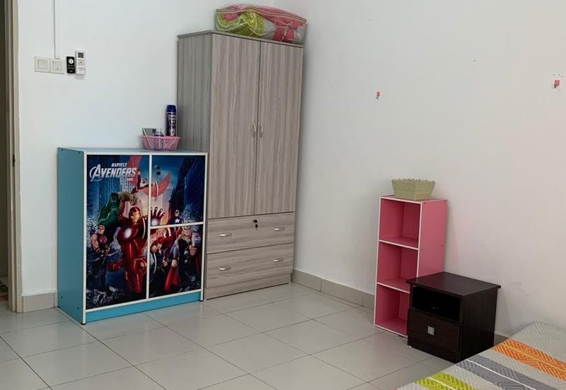 Pangsapuri Akasia, Bandar Botanic