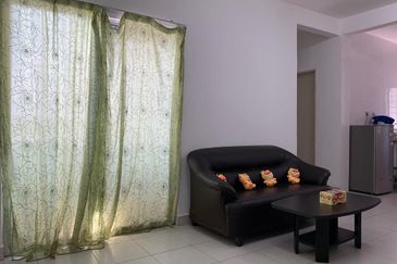 Pangsapuri Akasia, Bandar Botanic