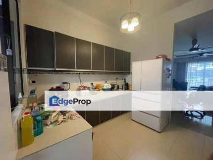 For Rent Bandar Putera 2, Klang double Storey Partially furnished fully renovated, Selangor, Klang