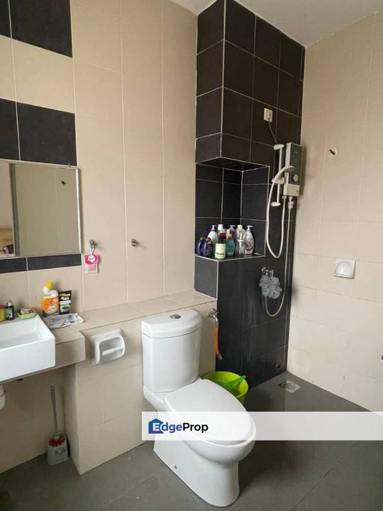 For Rent Bandar Putera 2, Klang double Storey Partially furnished fully renovated, Selangor, Klang