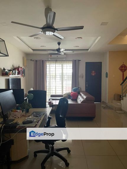 For Sale Bandar Putera 2, Klang Double Storey Fully renovated partially furnished, Selangor, Klang