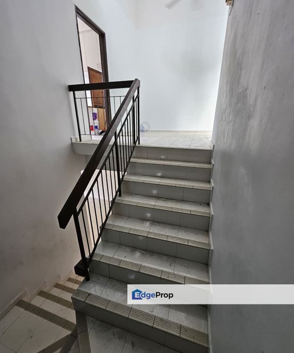 For rent bandar mahkota cheras double storey partially furnished, Selangor, Cheras