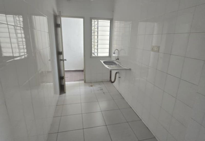 Pangsapuri Akasia, Bandar Botanic