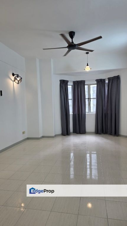 For rent Regency Condominium, Klang partially furnished , Selangor, Klang