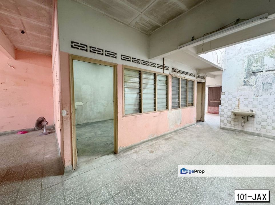 For sale taman chi liung single storey fully extended for Sale @RM390 ...