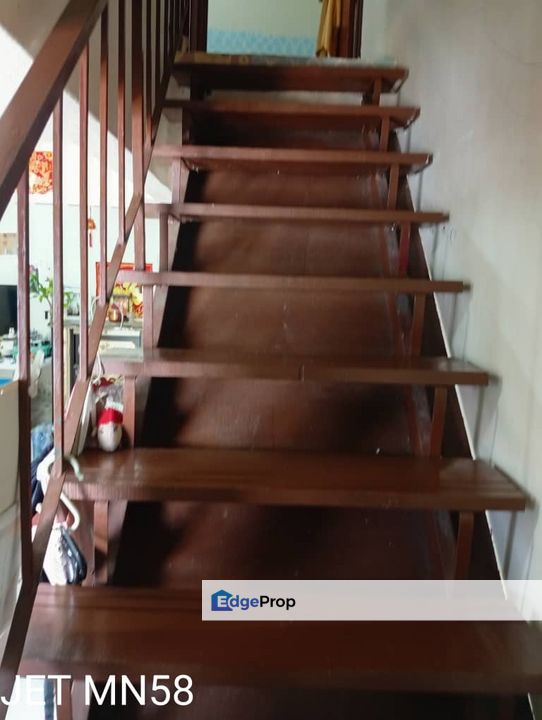 For sale taman sri sentosa klang double storey facing open renovated low cost house, Selangor, Klang