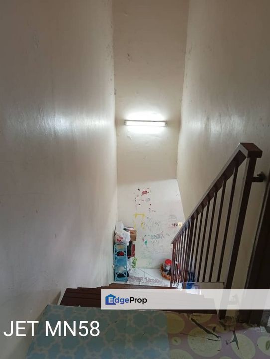 For sale taman sri sentosa klang double storey facing open renovated low cost house, Selangor, Klang