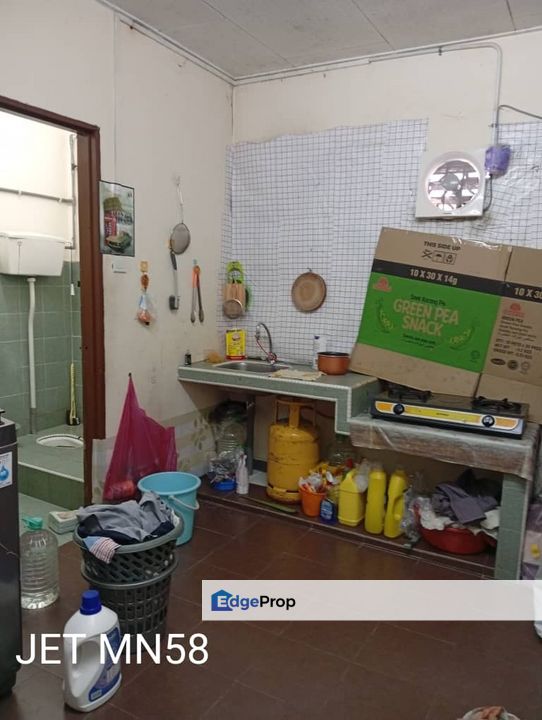 For sale taman sri sentosa klang double storey facing open renovated low cost house, Selangor, Klang