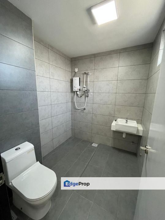 For Rent GM Residence Remia, Klang Condominium corner partially Furnished Nearby Aeon Bukit Tinggi Klang, Selangor, Klang