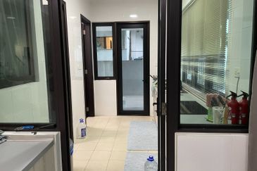 Duta Villa, Setia Alam