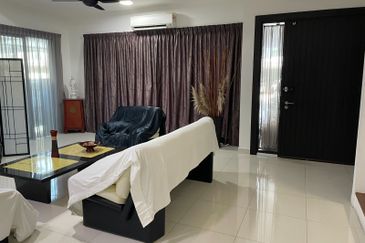 Duta Villa, Setia Alam