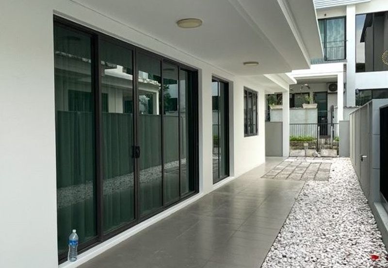 Duta Villa, Setia Alam