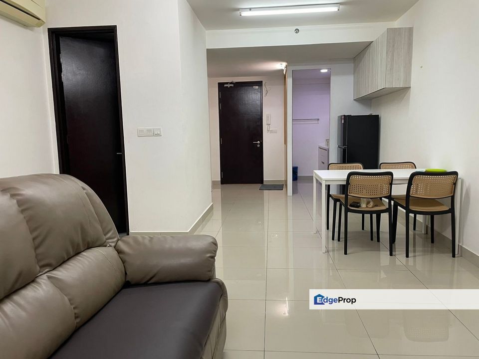 For sale trefoil setia alam condominium corner fully furnished corner nearby setia city mall, Selangor, Setia Alam/Alam Nusantara