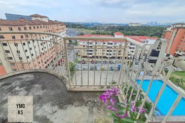 Golden Villa Apartment