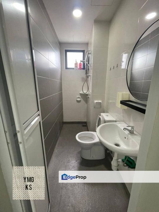 For sale the maple residences klang condominium fully furnished nearby ksl fully furnished, Selangor, Klang