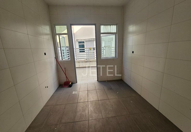 Canary Garden @Bandar Bestari