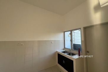 Saron @Bandar Bukit Raja