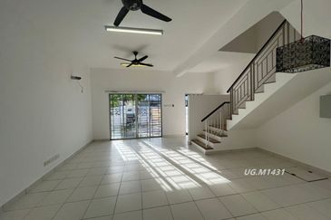 Saron @Bandar Bukit Raja