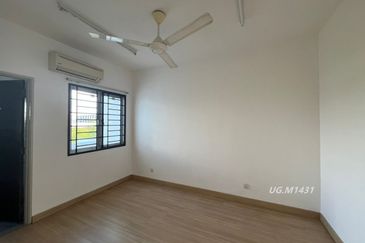 Saron @Bandar Bukit Raja