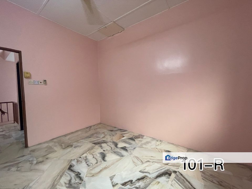 For rent Taman Sentosa Klang, Double Storey House renovated & extended partially furnished, Selangor, Klang