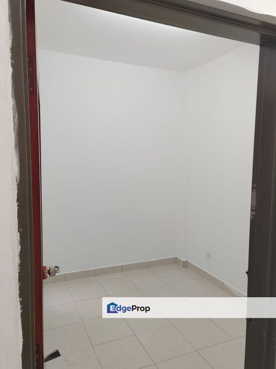 For rent orchis apartment, bandar parklands, klang partially furnished, Selangor, Klang