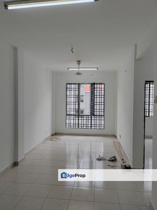 For rent orchis apartment, bandar parklands, klang partially furnished, Selangor, Klang