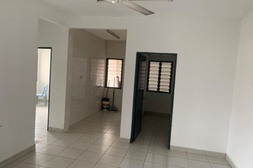 Pangsapuri Akasia, Bandar Botanic