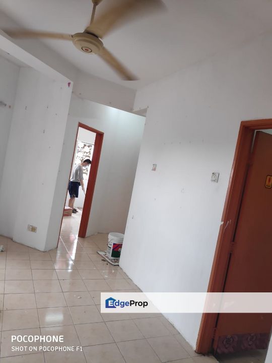 For rent impian sentosa klang apartment newly painted partially furnished, Selangor, Klang