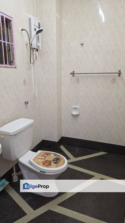 For sale bandar puteri klang Lorong Pending double storey renovate fully furnished, Selangor, Klang