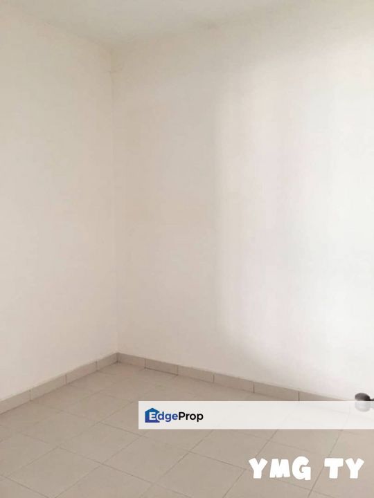 For sale bandar puteri klang gelang double storey basic unit , Selangor, Klang