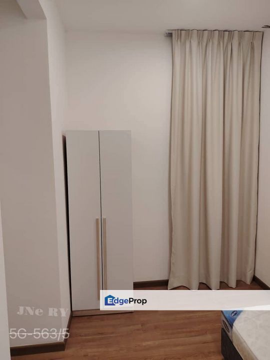 For rent the tresor gravit8 klang condominium partially furnished nearby KSL mall, Selangor, Klang