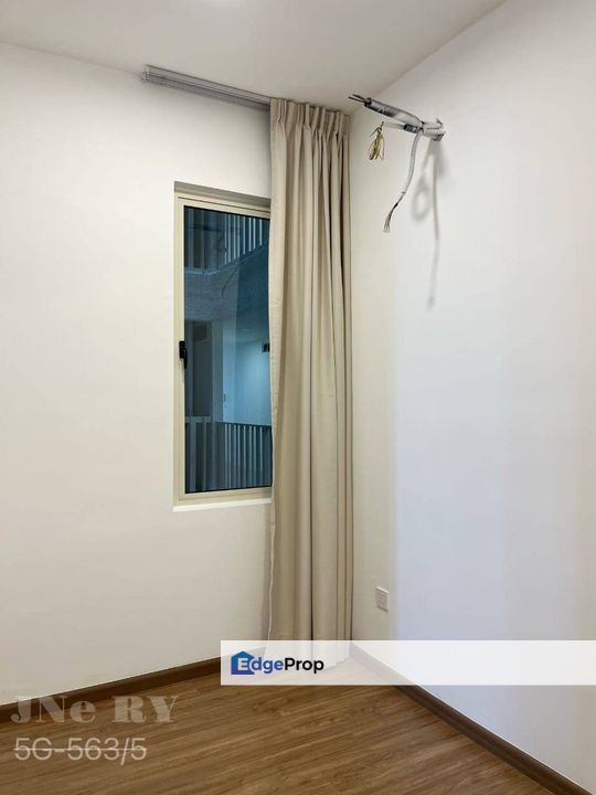 For rent the tresor gravit8 klang condominium partially furnished nearby KSL mall, Selangor, Klang