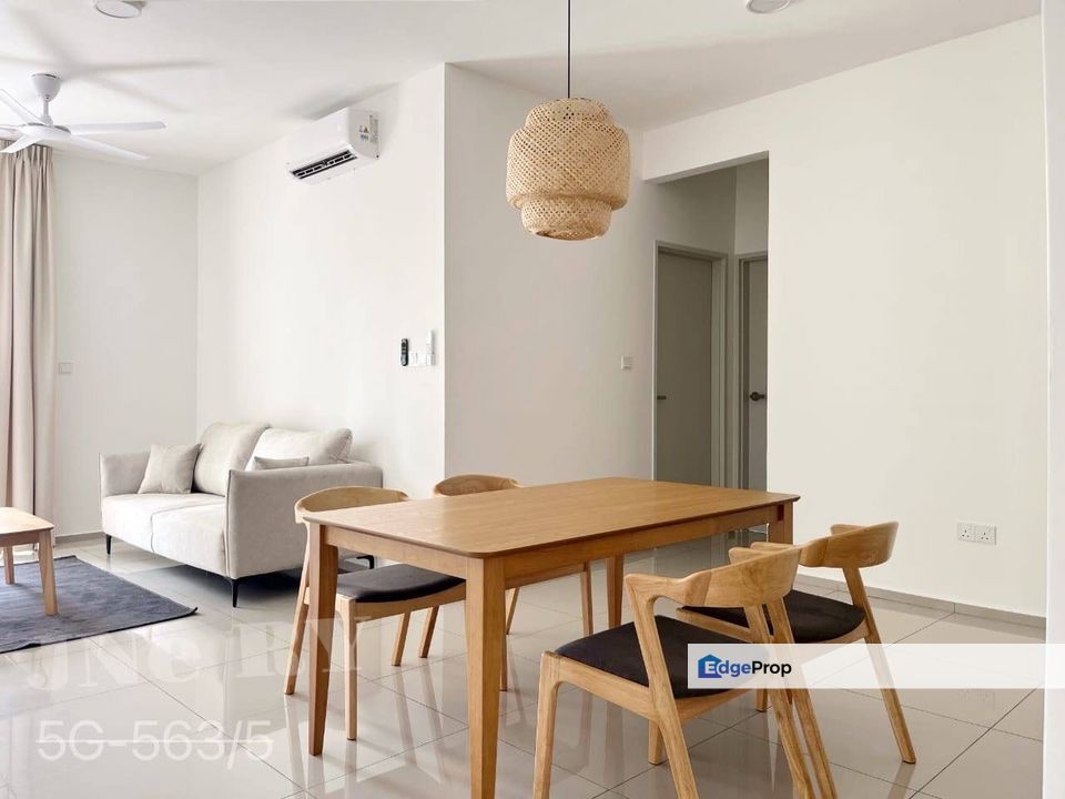 For rent the tresor gravit8 klang condominium partially furnished nearby KSL mall, Selangor, Klang