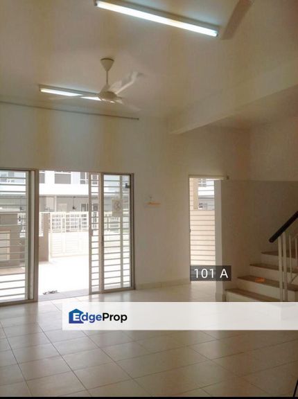For rent bandar bukit raja, klang double storey basic unit non-flooded, Selangor, Klang