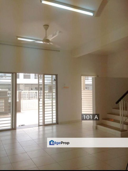 For sale bandar bukit raja, klang double storey basic unit non-flooded, Selangor, Klang