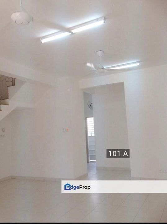 For sale bandar bukit raja, klang double storey basic unit non-flooded, Selangor, Klang