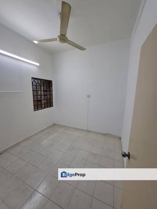 For sale bandar puteri klang kerongsang double storey renovated, Selangor, Klang