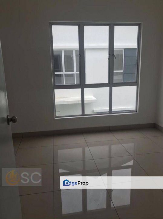 For rent taman saga klang double storey semi d behind nsk, Selangor, Klang