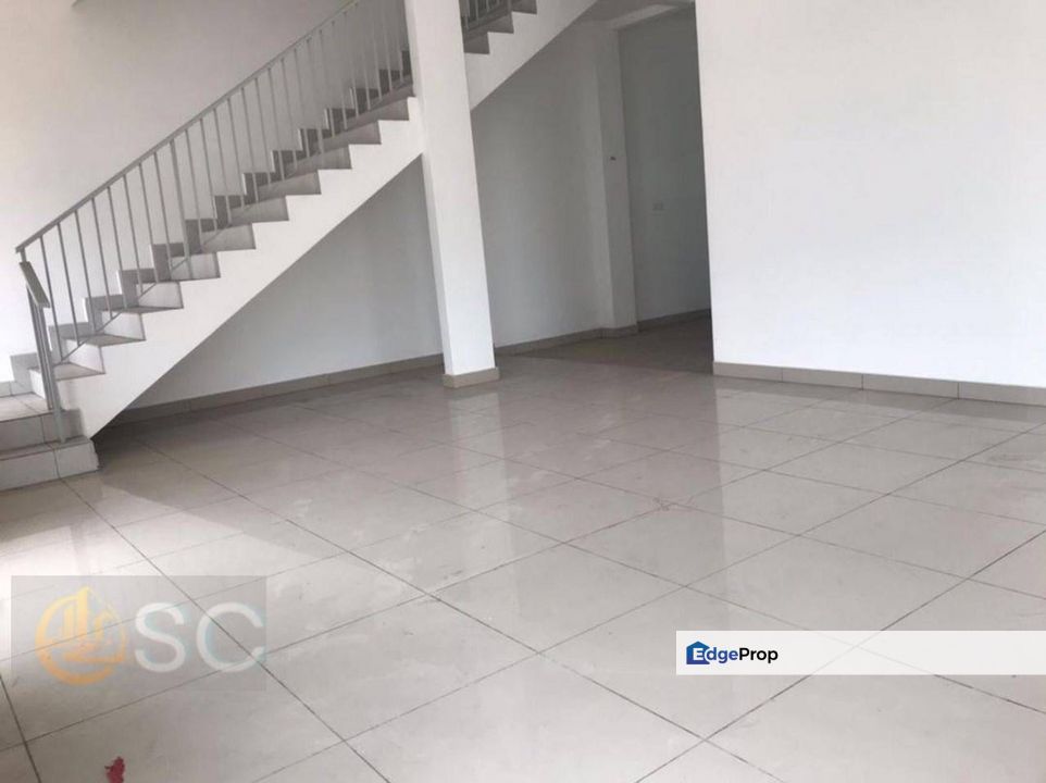 For rent taman saga klang double storey semi d behind nsk, Selangor, Klang