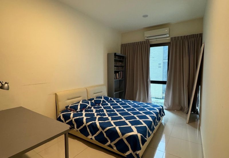 Duta Villa, Setia Alam