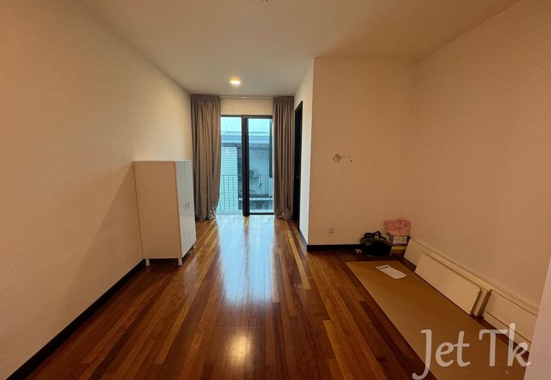 Duta Villa, Setia Alam